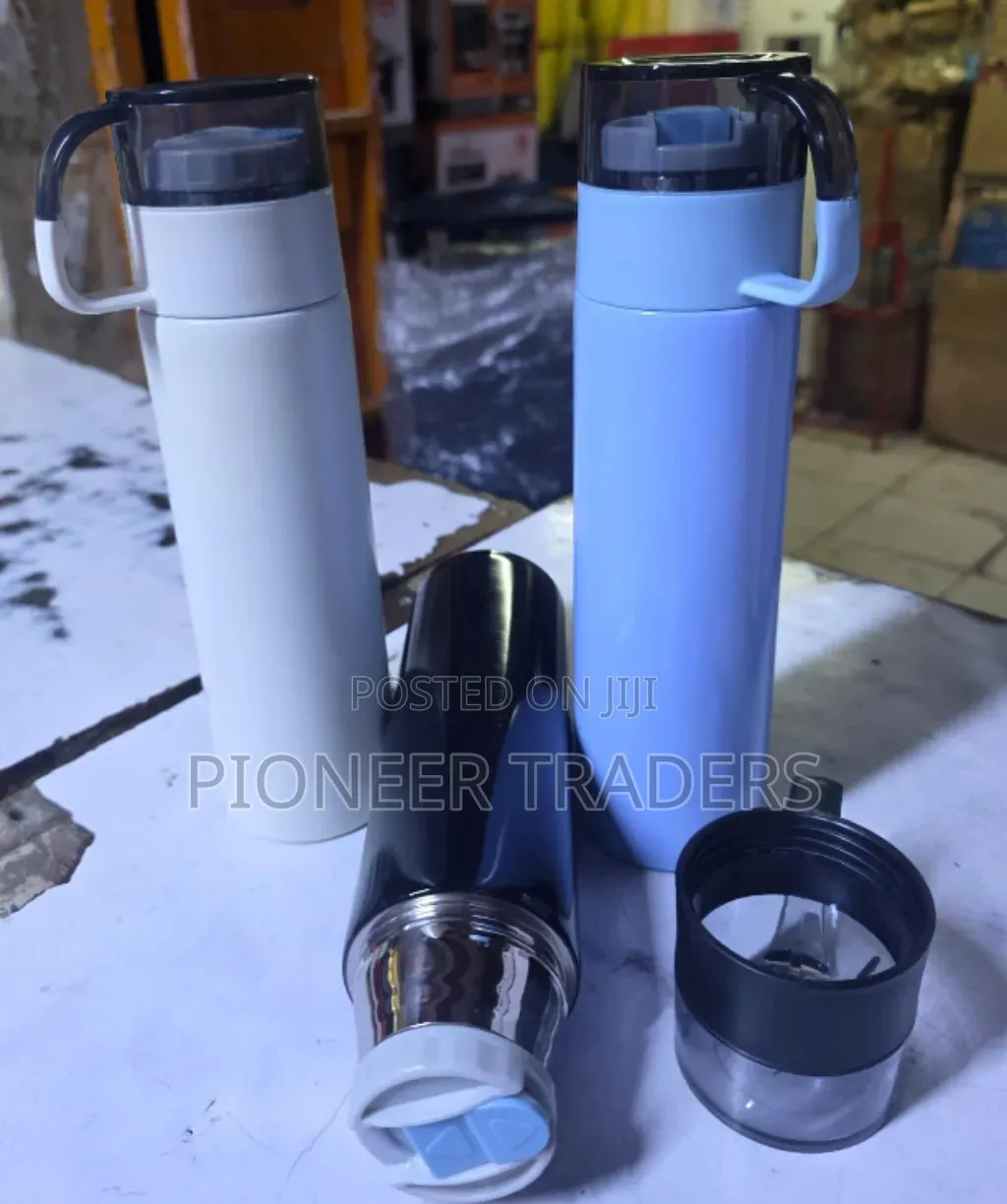 Single Cup Vacuum Flask 750 Ml