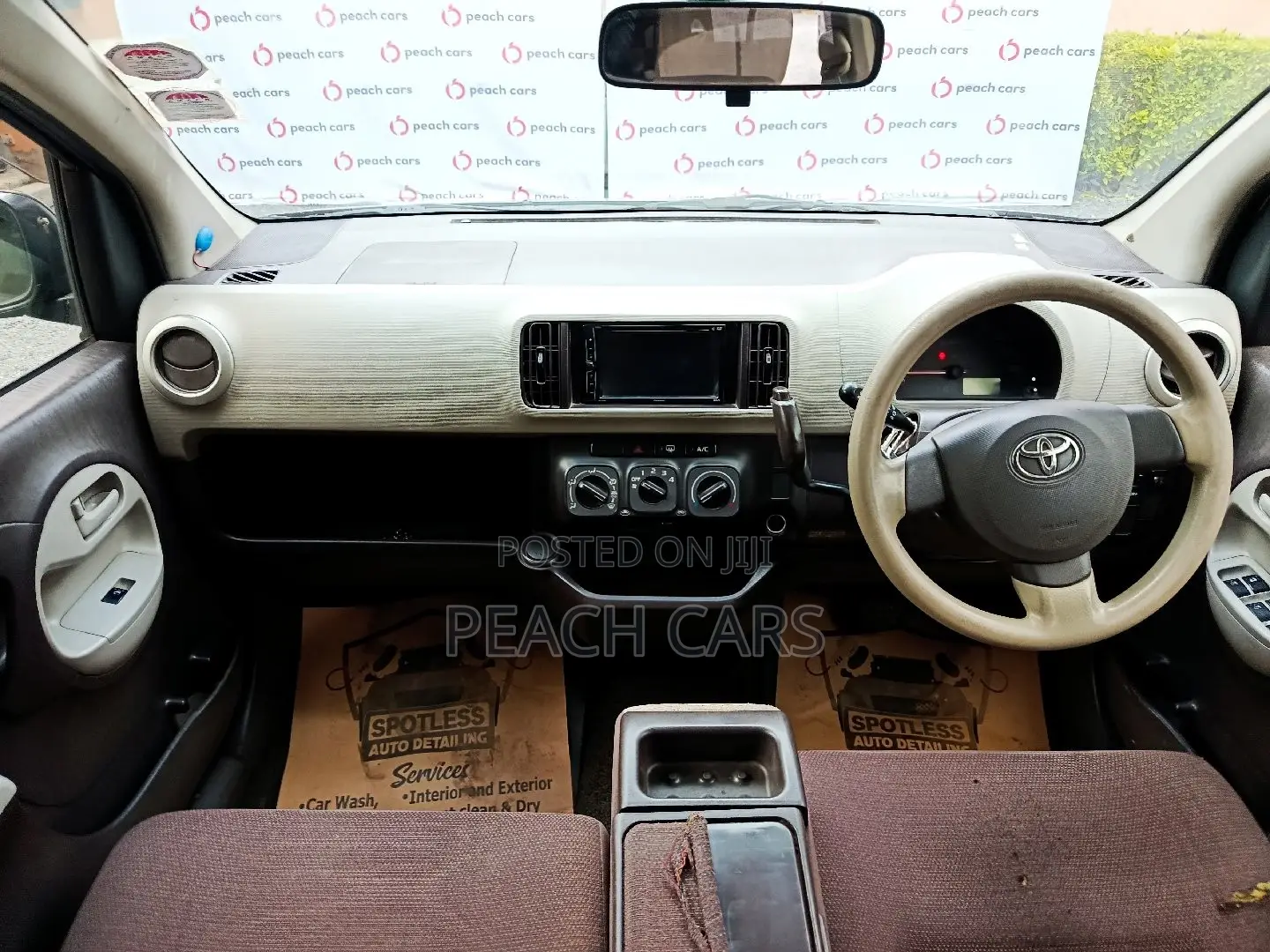 Toyota Passo 2013 Maroon