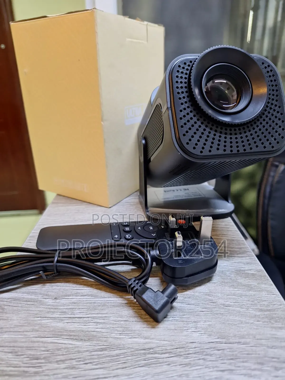 Hy320 Pro Projector