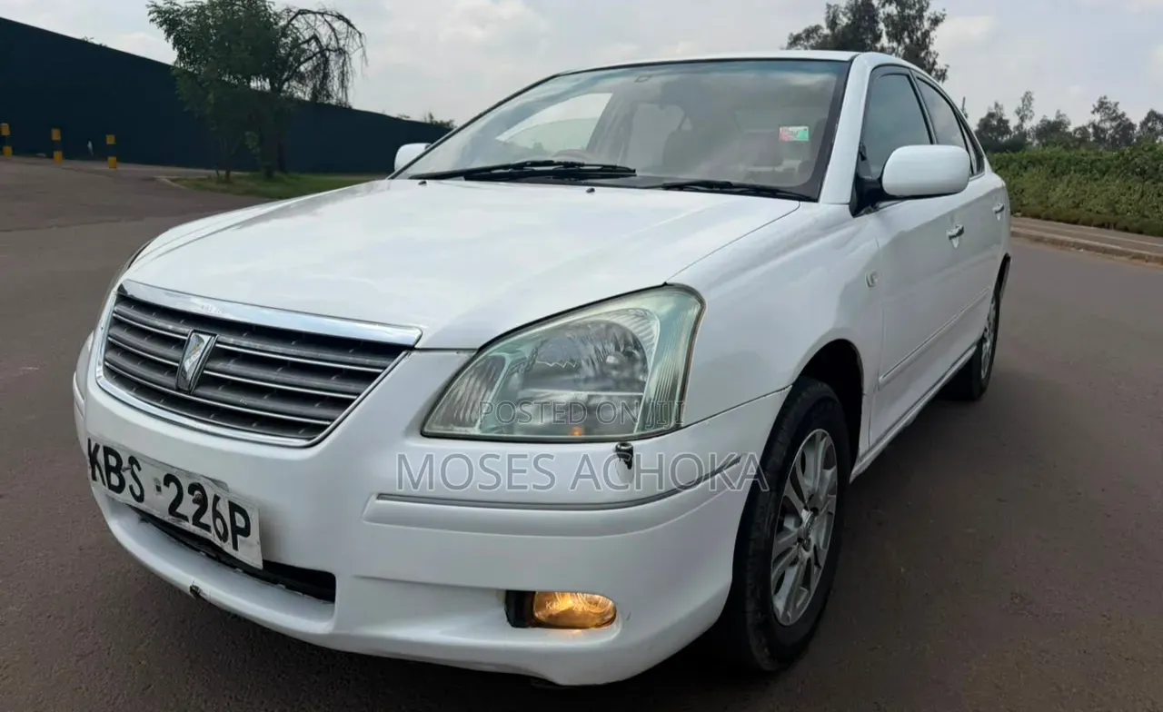 Toyota Premio 2005 White