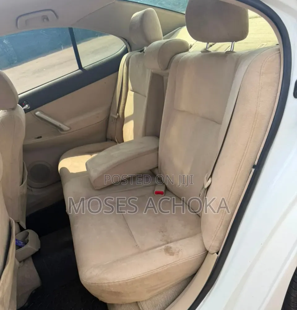 Toyota Premio 2005 White