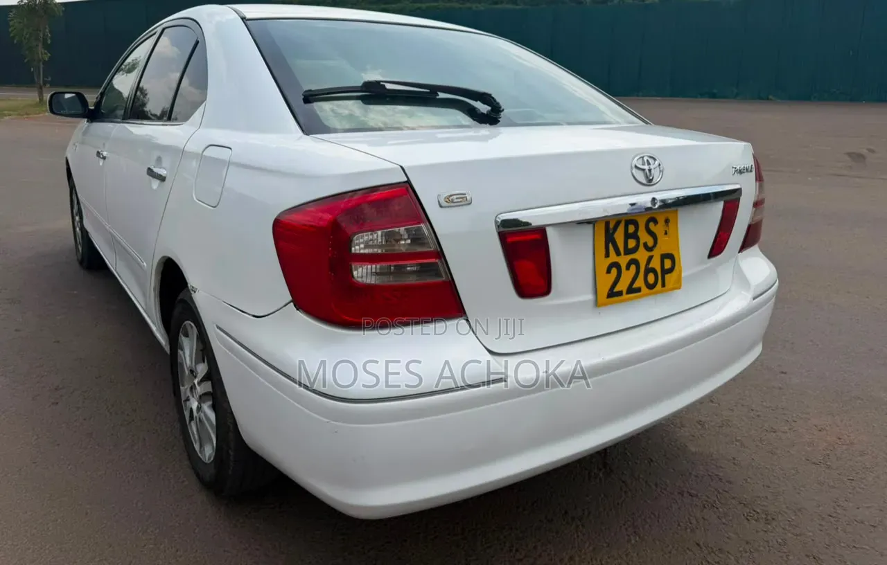 Toyota Premio 2005 White