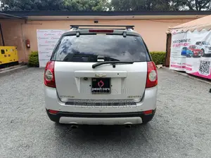 Chevrolet Captiva 2013 Silver