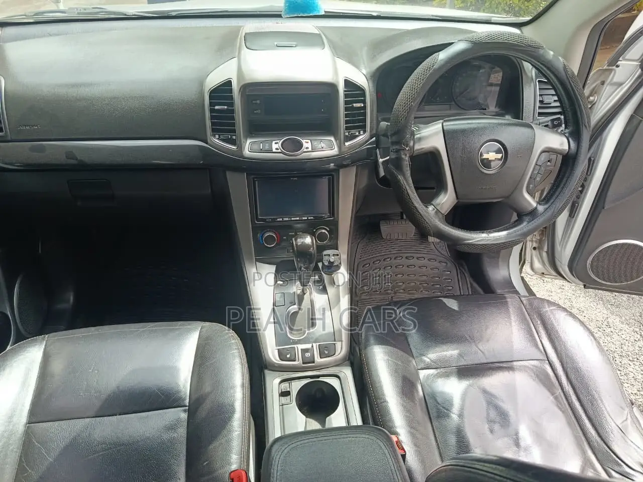 Chevrolet Captiva 2013 Silver