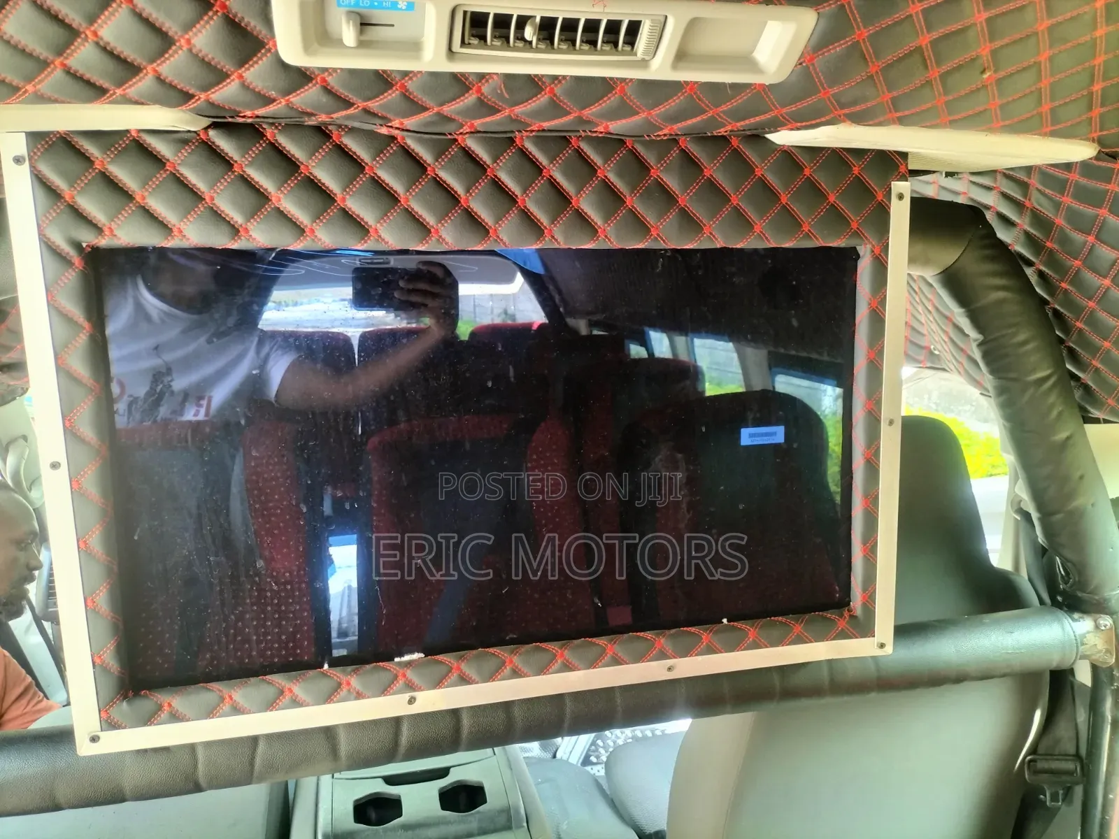 Toyota Grand HiAce 2025 White