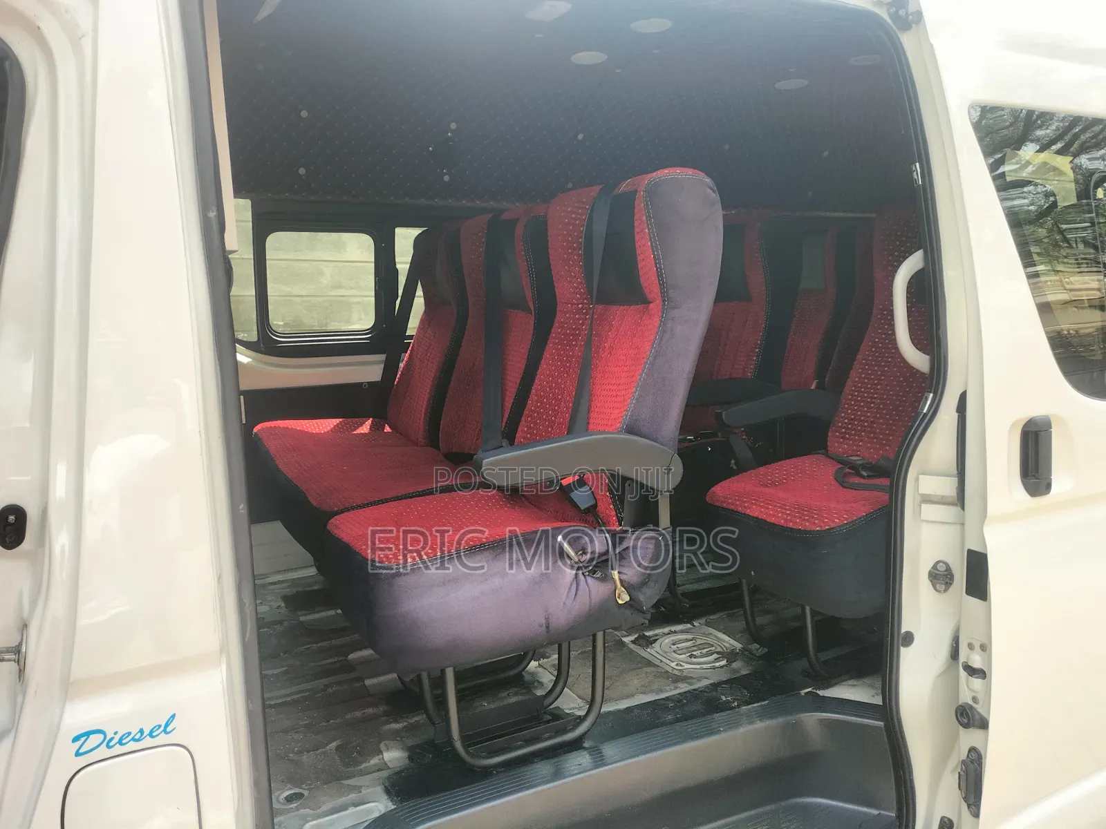 Toyota Grand HiAce 2025 White