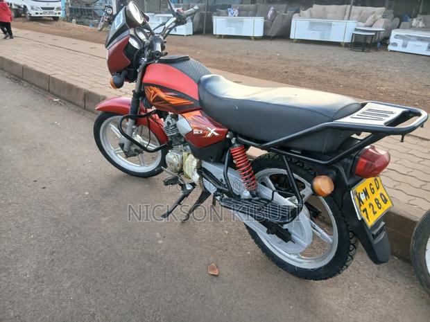 TVS HLX Plus ES 2022 Red - thumbnail 2