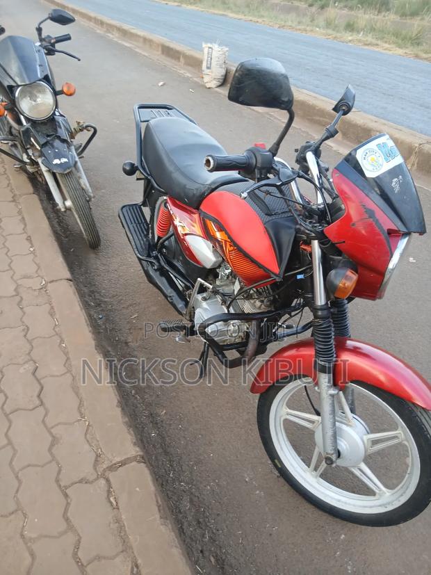TVS HLX Plus ES 2022 Red - thumbnail 6