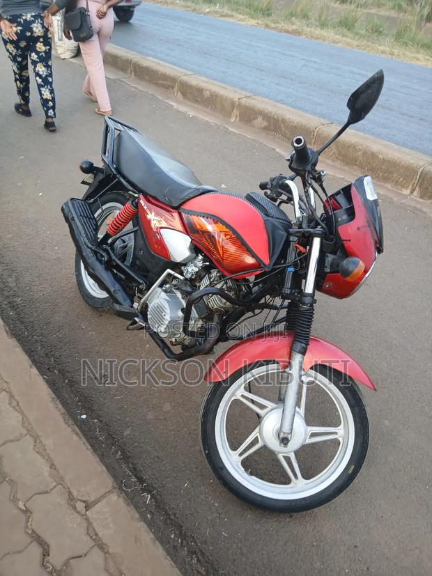 TVS HLX Plus ES 2022 Red - thumbnail 7