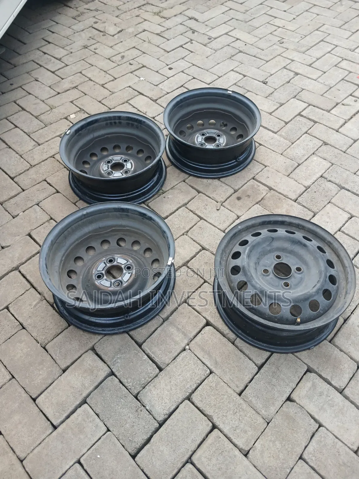 15 Inch 4 Hole