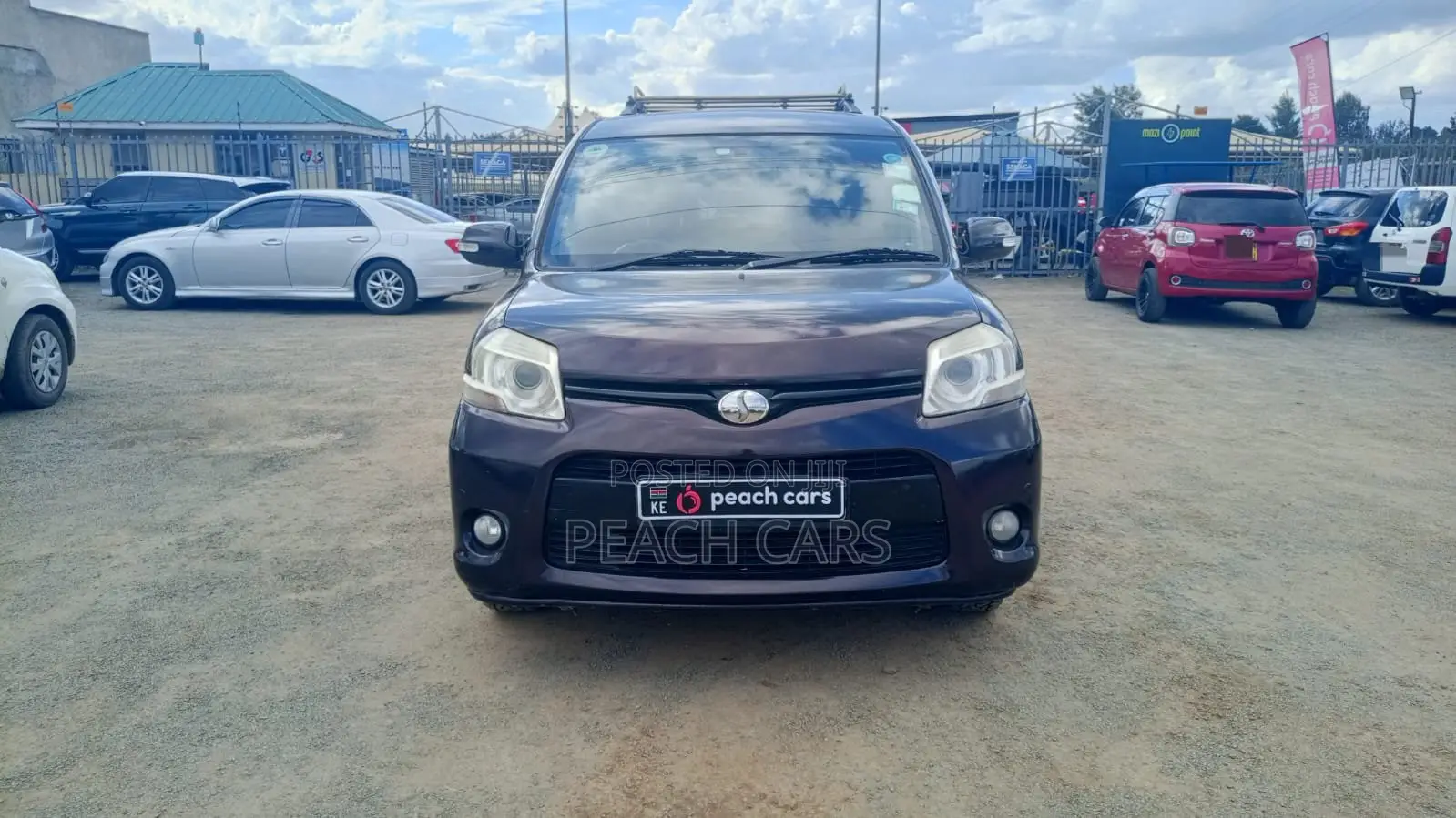 Toyota Sienta 2011 Purple