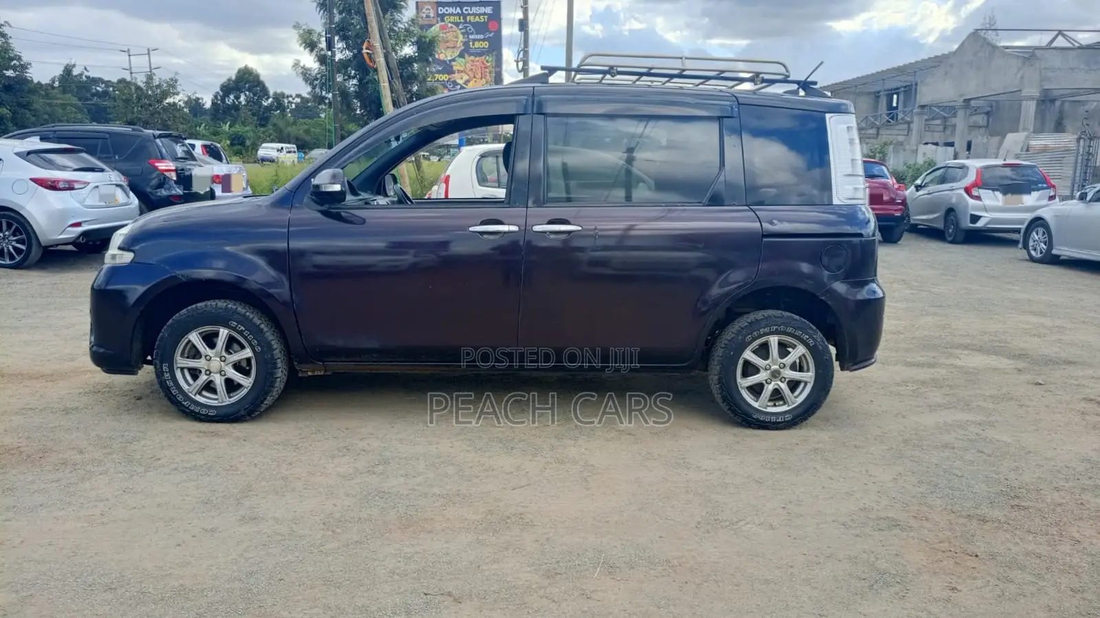 Toyota Sienta 2011 Purple