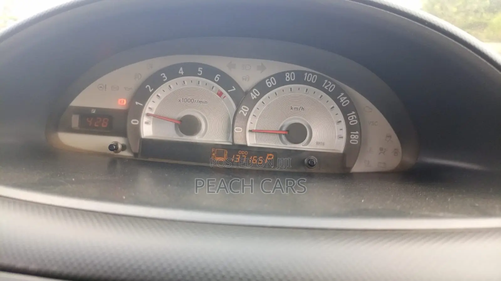 Toyota Sienta 2011 Purple