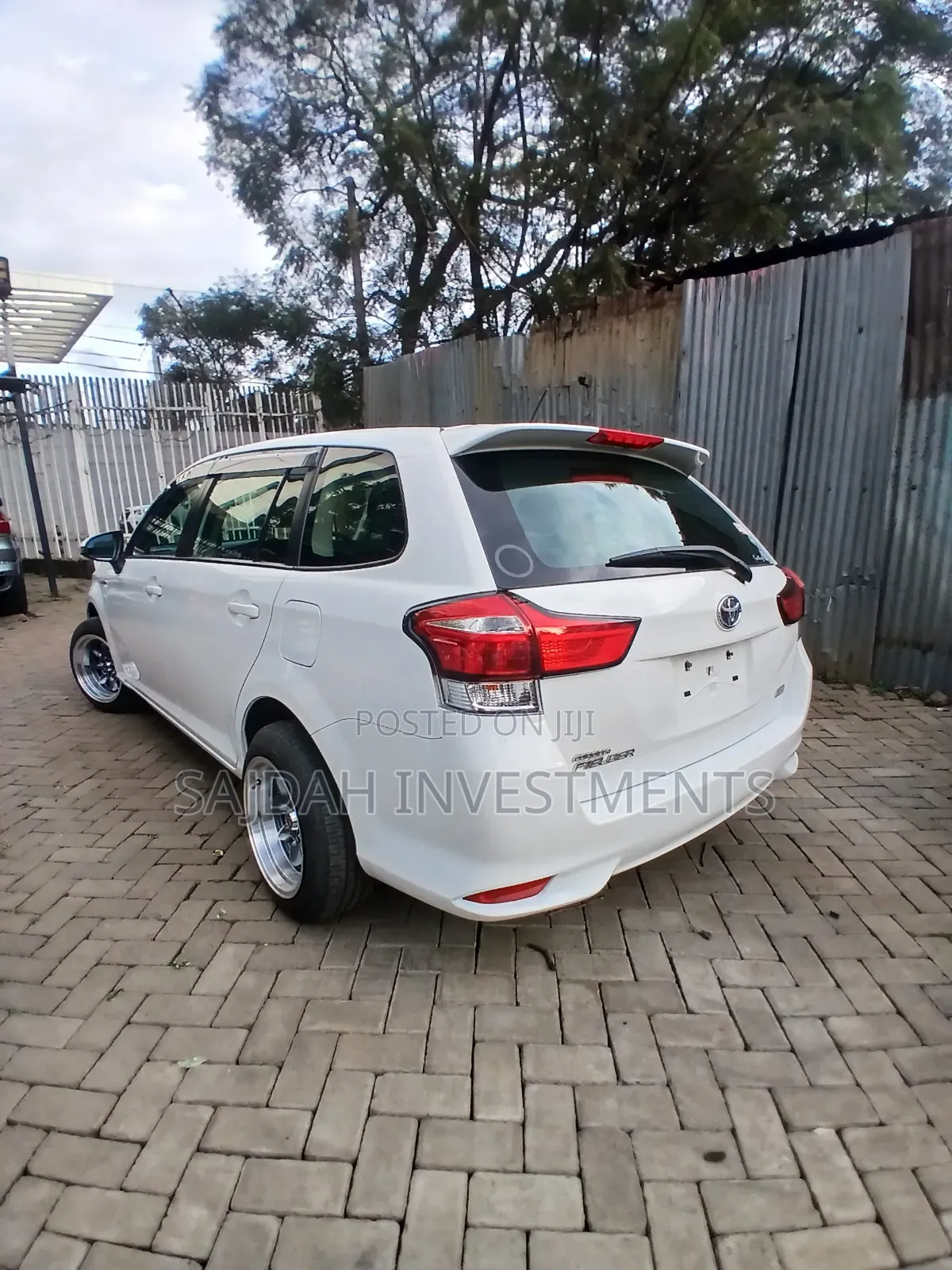 Toyota Corolla Fielder 2019 White