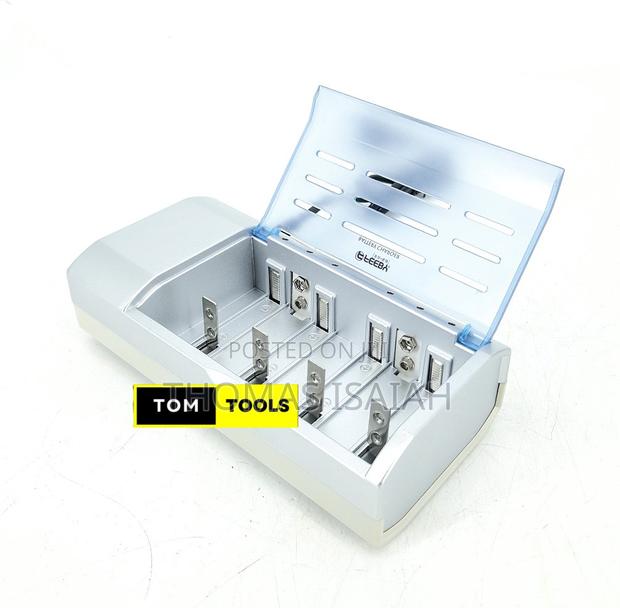 Universal Simultaneous Charger For Rechargeable Aa, Aaa, C, D, 9v - thumbnail 2
