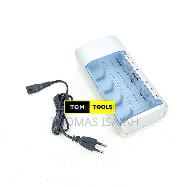 Universal Simultaneous Charger For Rechargeable Aa, Aaa, C, D, 9v - thumbnail 3