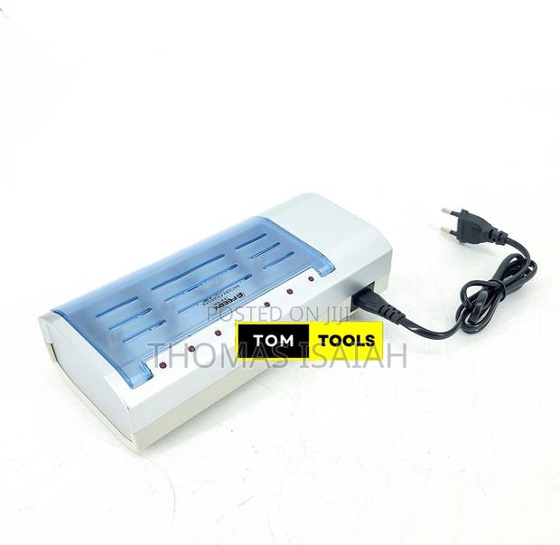 Universal Simultaneous Charger For Rechargeable Aa, Aaa, C, D, 9v - thumbnail 4