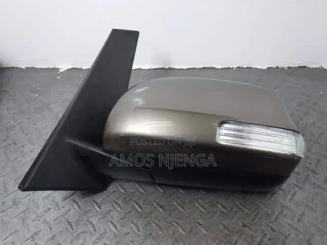 Toyota Ractis 2005-2010 Sidemirror