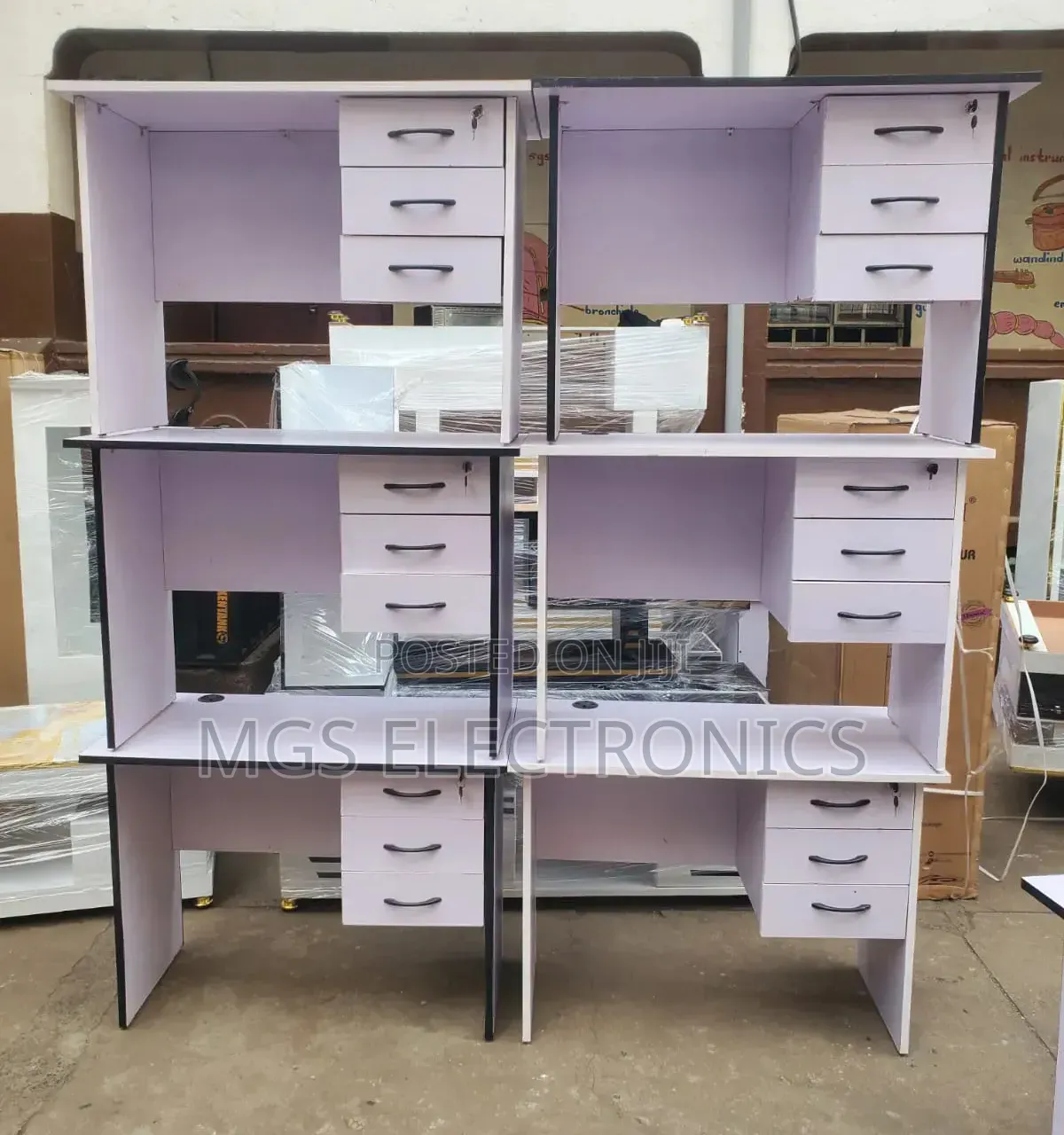Office Desk Table;