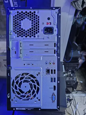 Desktop Computer HP Pavilion 570 8GB Intel Core i5 SSD 256GB