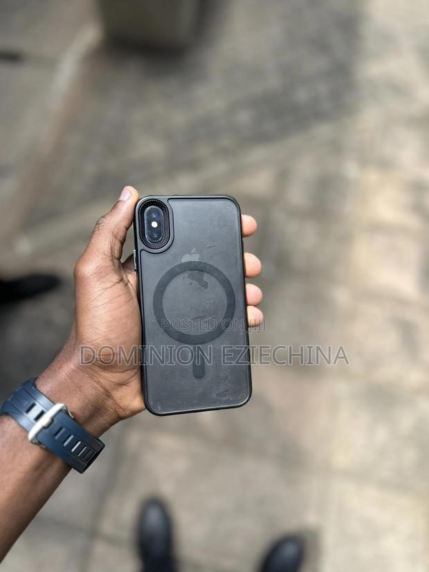 Apple iPhone X 256 GB Black - thumbnail 4