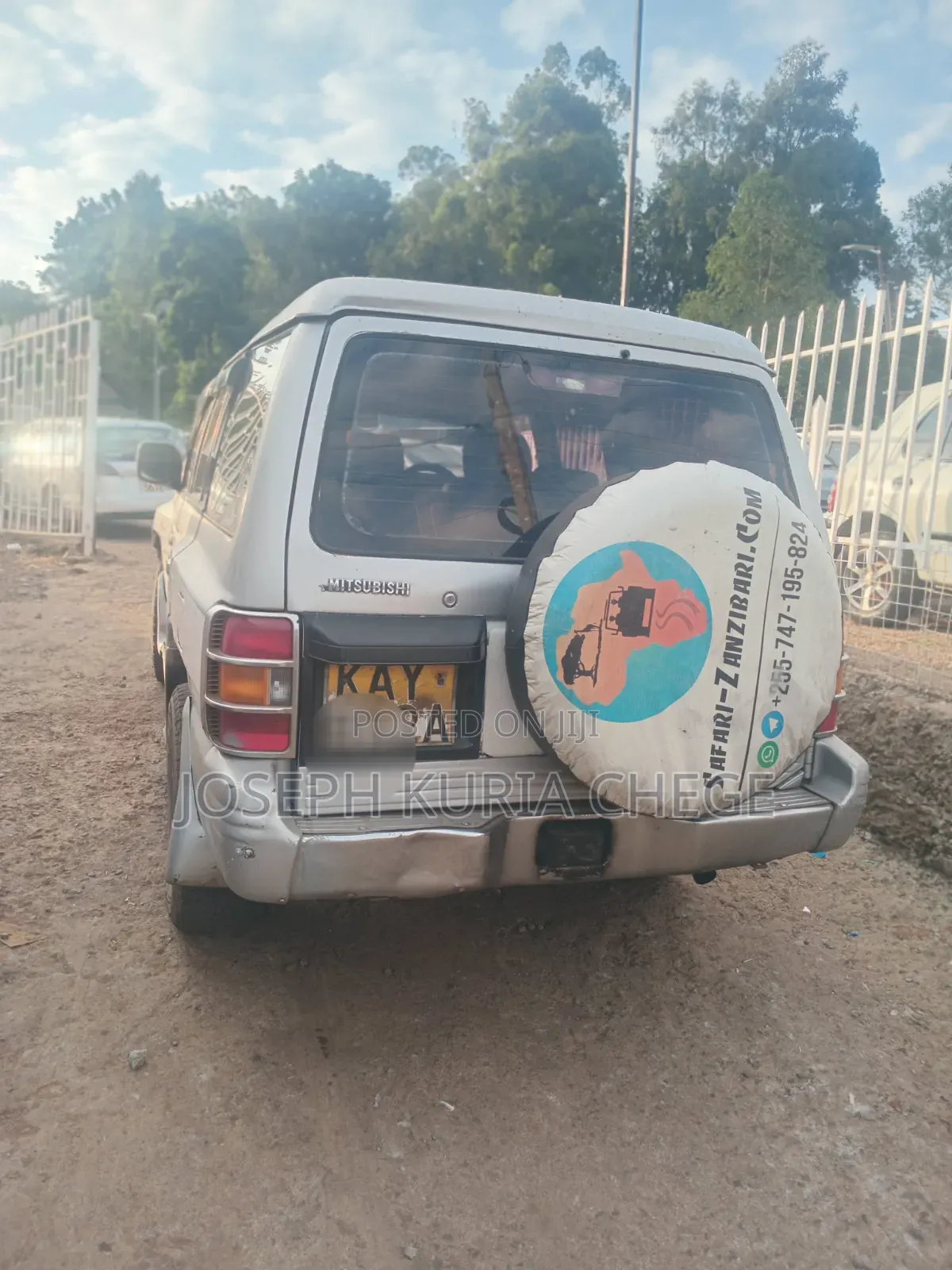 Mitsubishi Pajero 2000 Silver