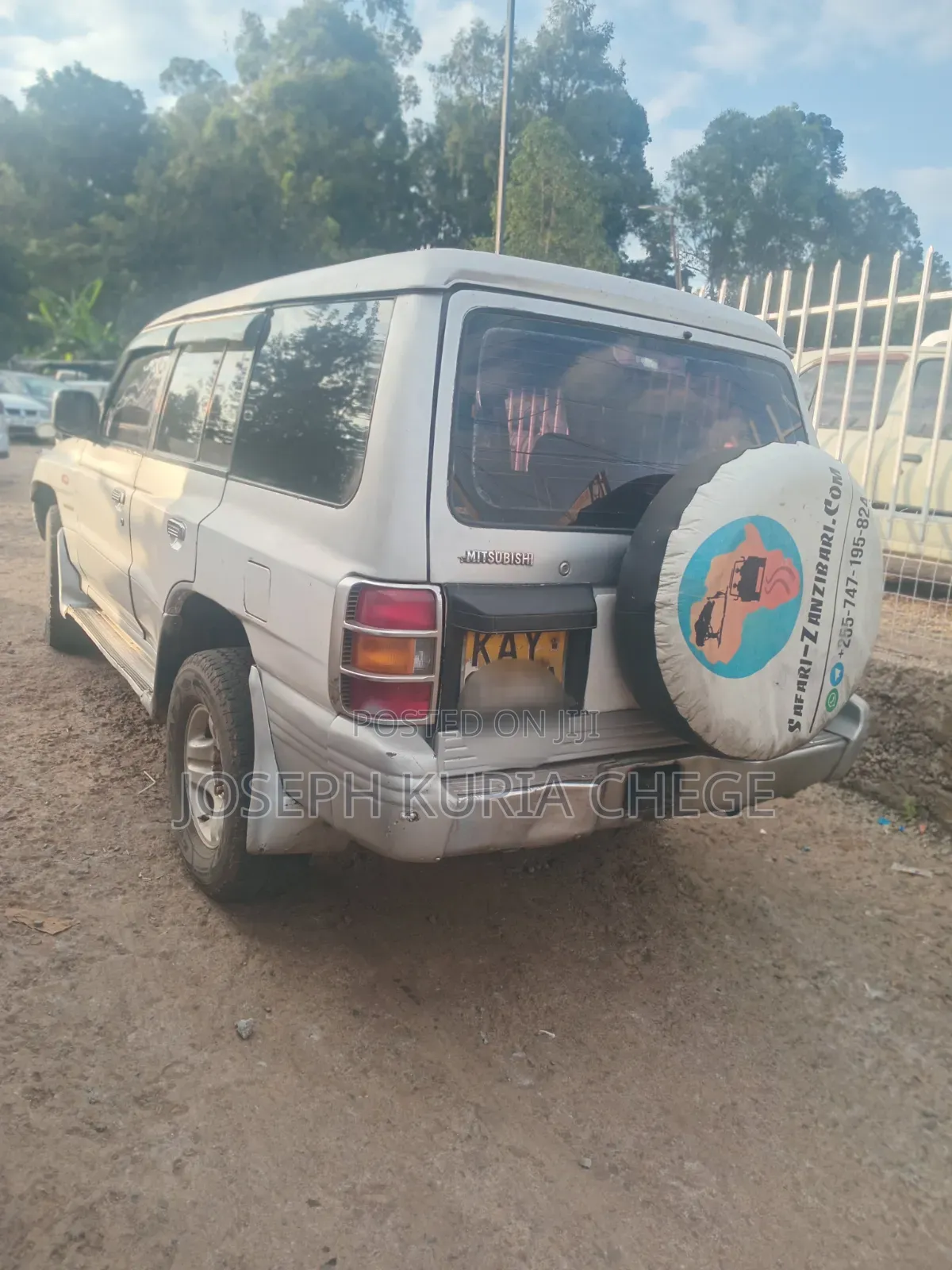 Mitsubishi Pajero 2000 Silver