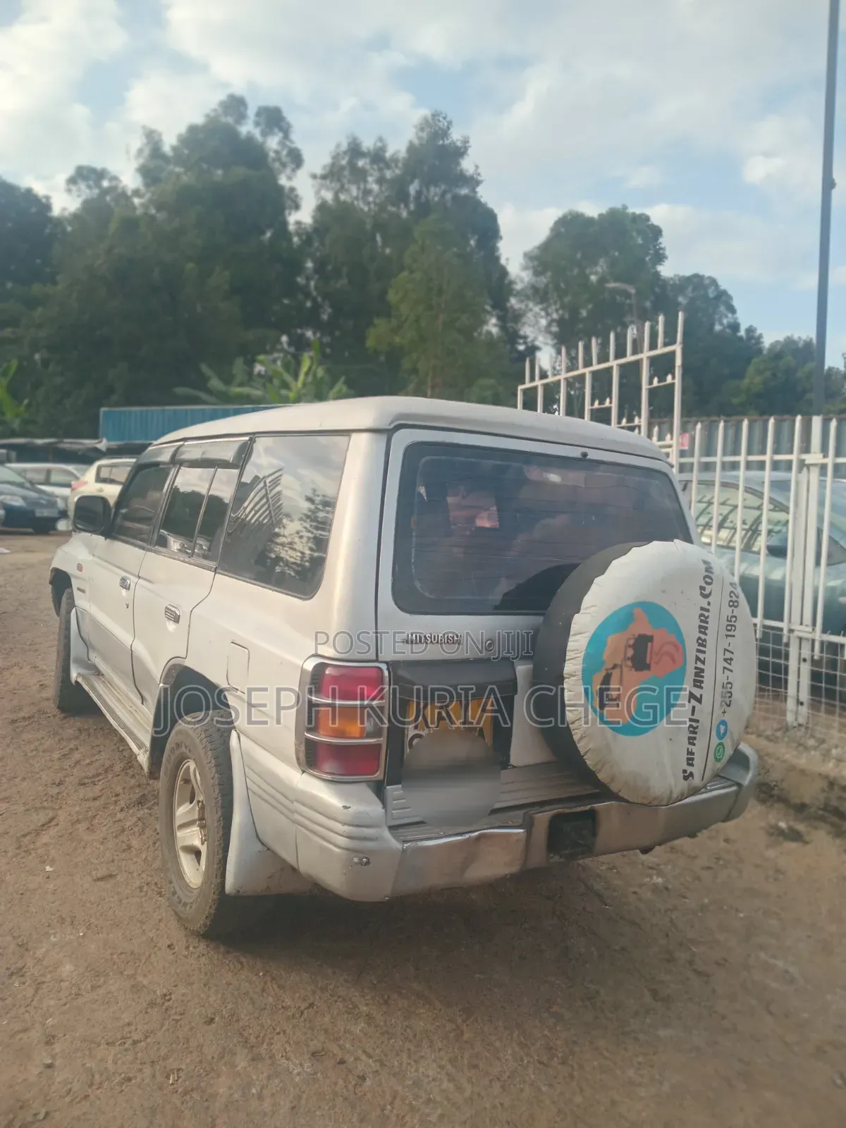 Mitsubishi Pajero 2000 Silver