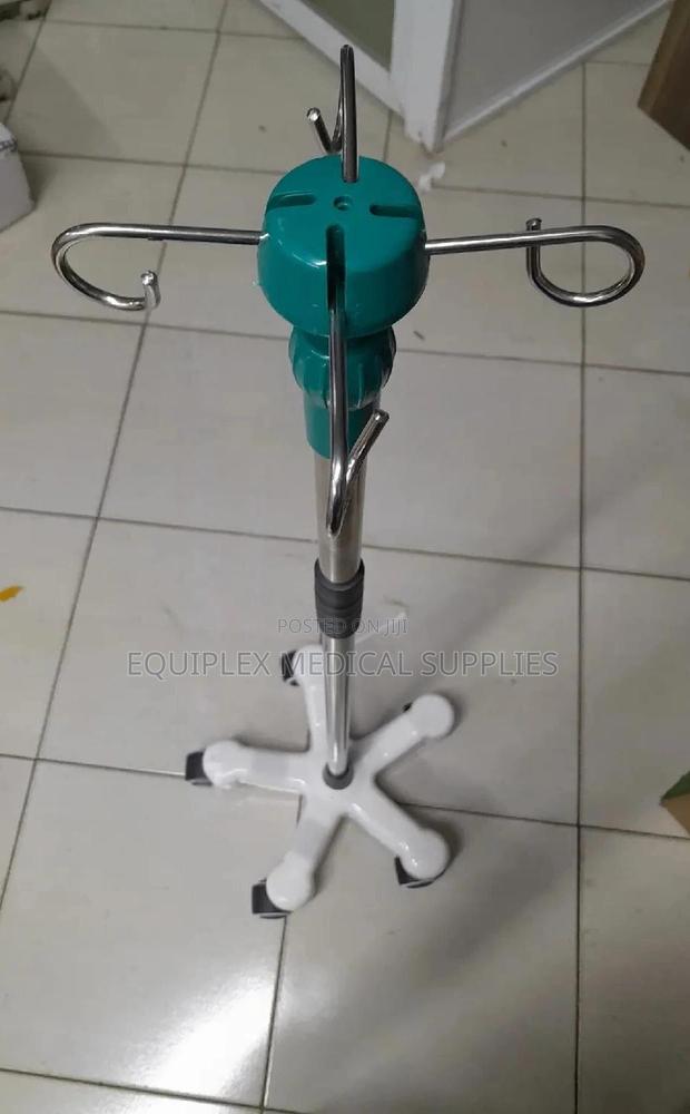 Quality Medical Drip Stand With 4 Hooks / Iv Pole