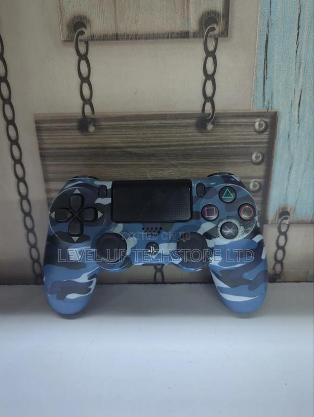 Dualshock 4 Wireless Controller Ps4 (Used
Generic) - thumbnail 2