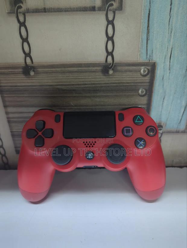 Dualshock 4 Wireless Controller Ps4 (Used
Generic) - thumbnail 3