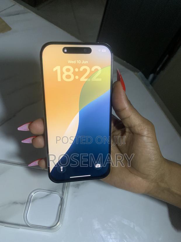 Apple iPhone 15 Pro 256 GB White - thumbnail 2