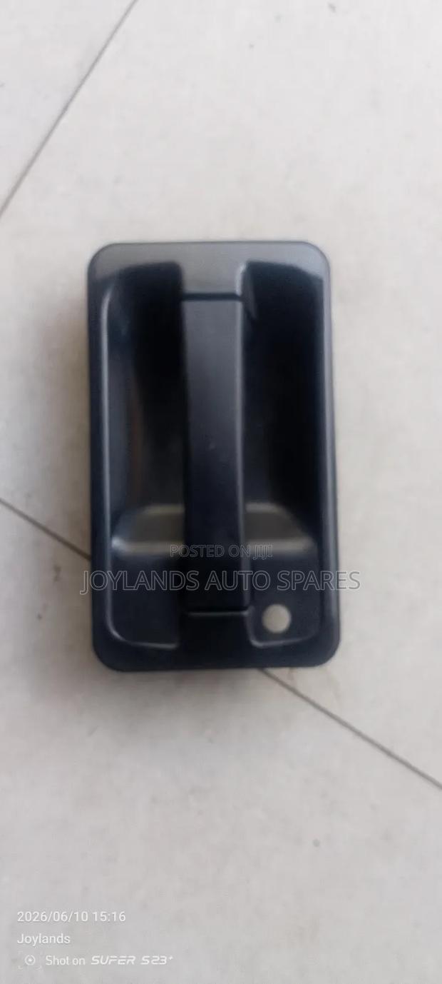 Isuzu Elf 700p Outer Door Handle Front
