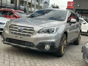 Subaru Outback 2016 Gold