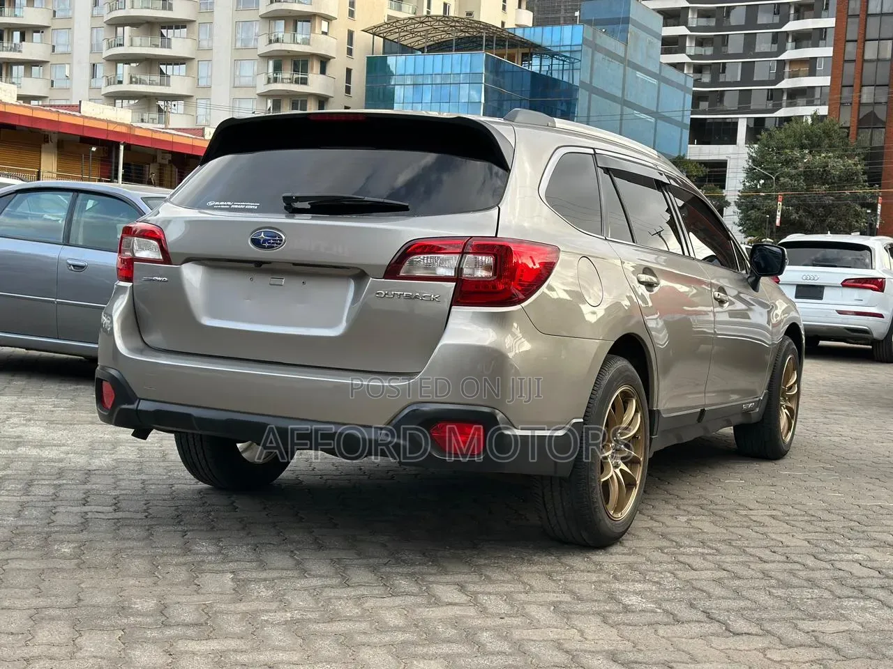 Subaru Outback 2016 Gold