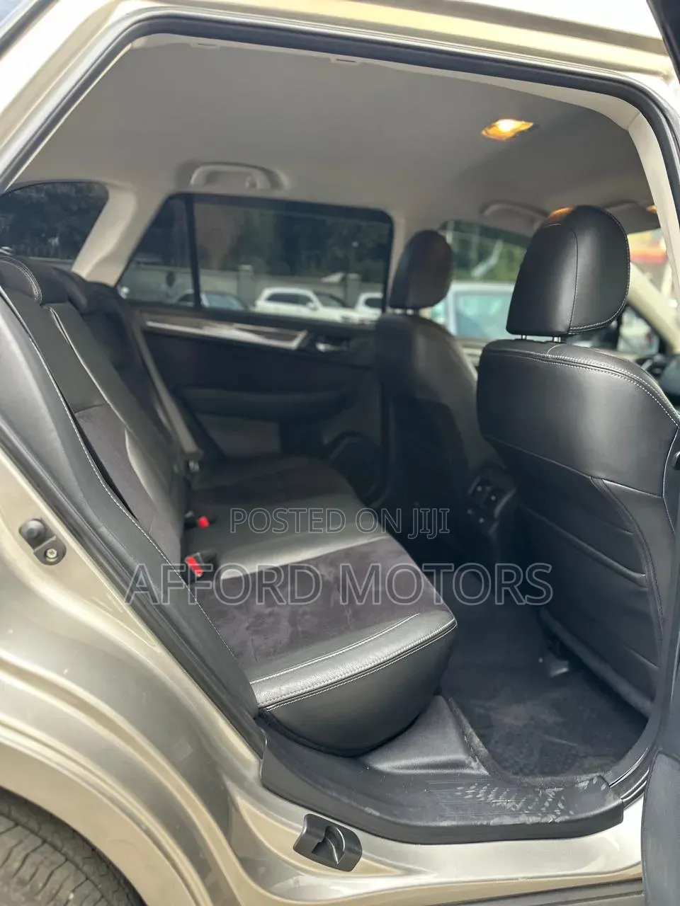 Subaru Outback 2016 Gold
