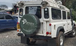 Land Rover Defender 2001 White