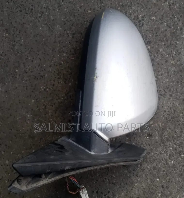 Nissan Wingload Y11 Sidemirror