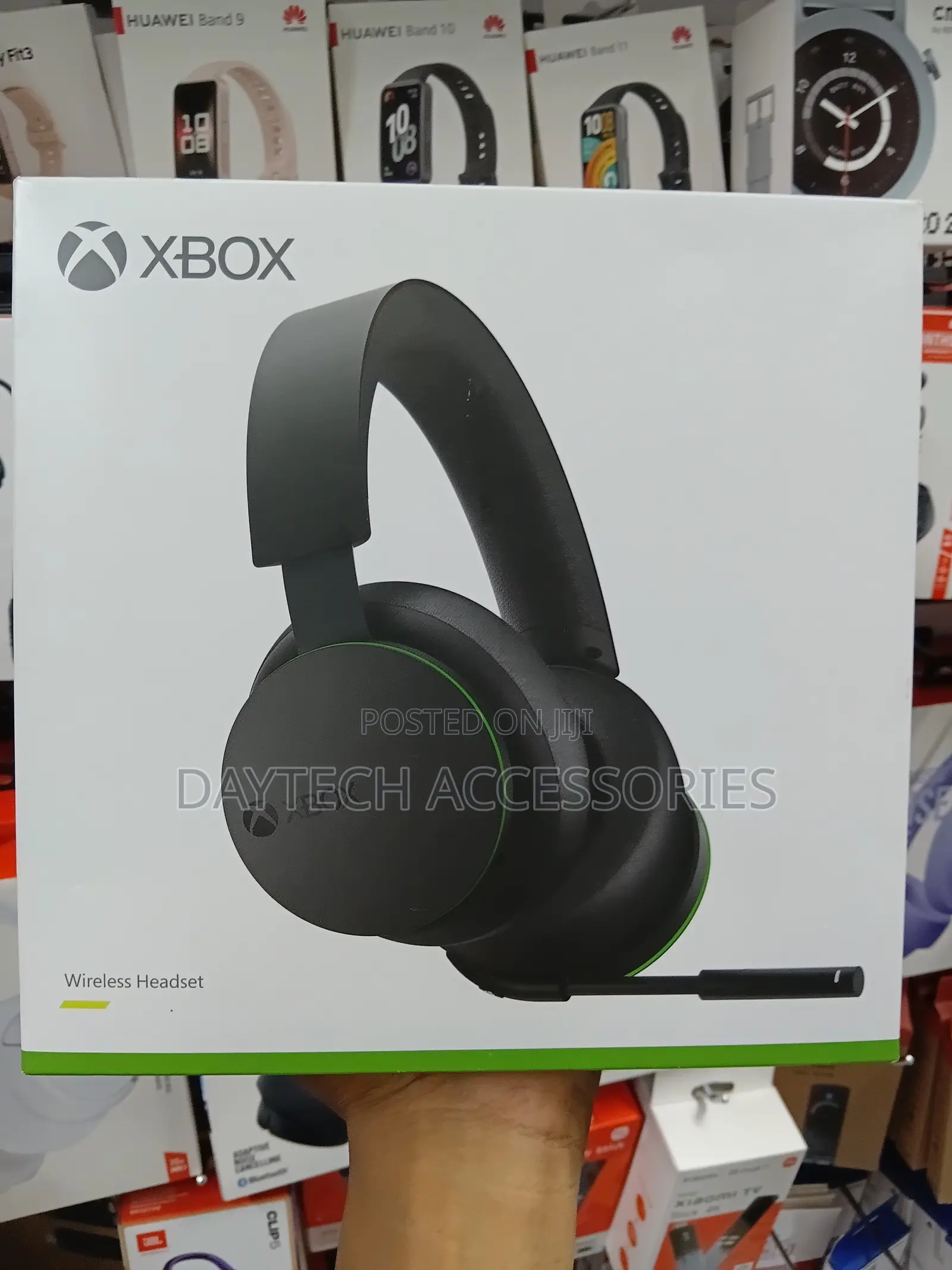 Xbox Wireless Headset in Black