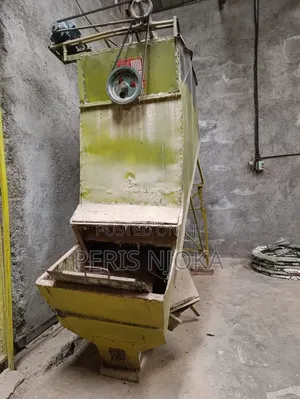 Horizontal Feed Mixer (1tonne)