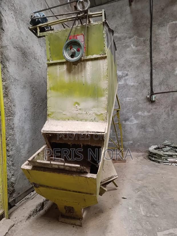Horizontal Feed Mixer (1tonne) - thumbnail 5