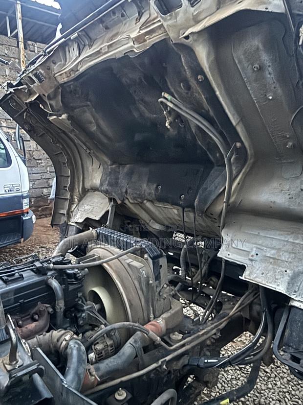 Mitsubishi Fi KCP 2018 170,000 Km Original Paint Very Clean N Intact - thumbnail 5