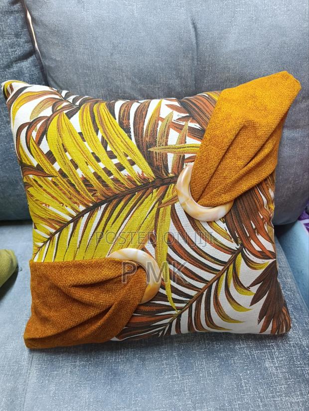 Throw Pillows - thumbnail 3