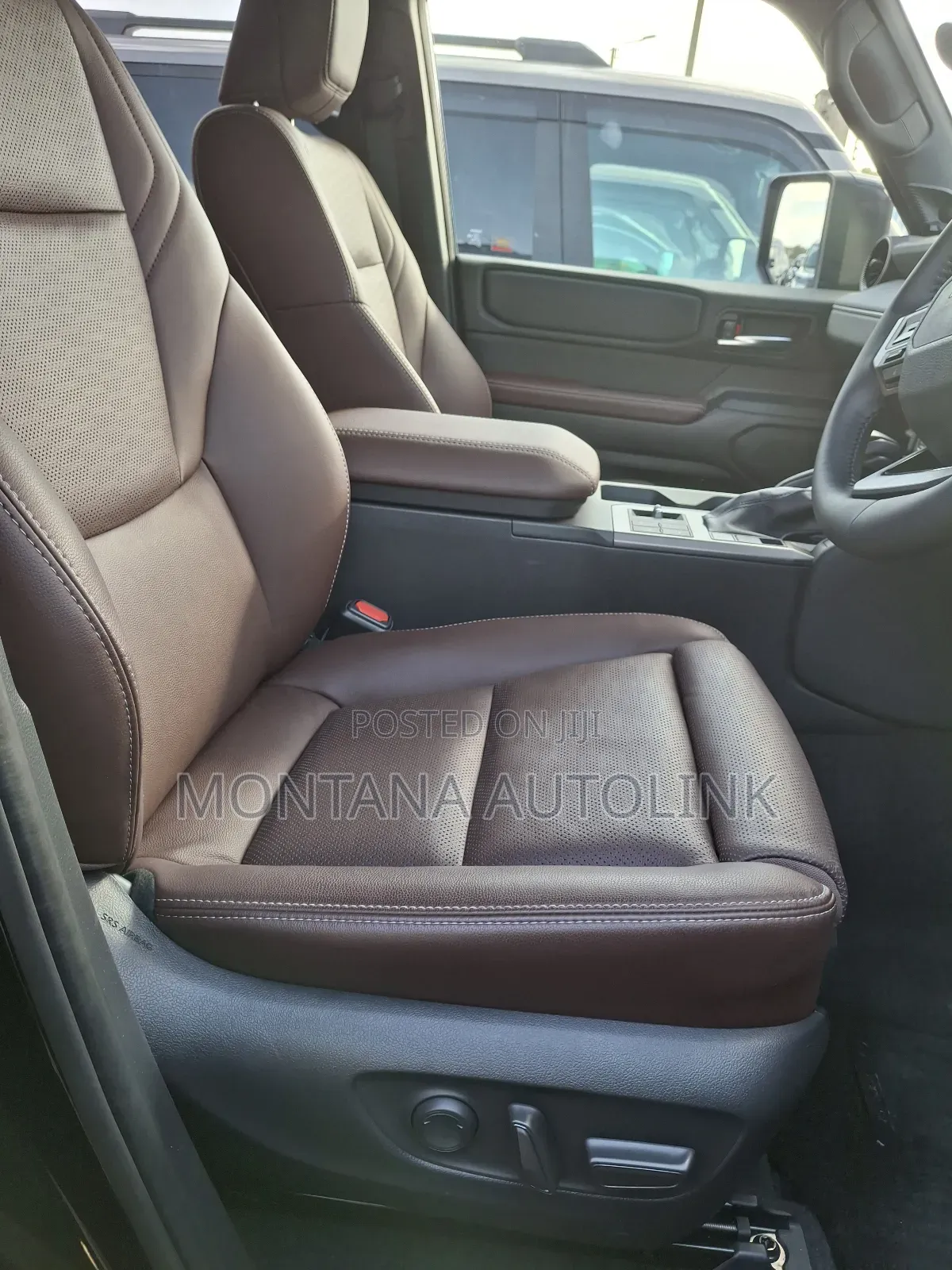 Toyota Land Cruiser LC250 2024 Black