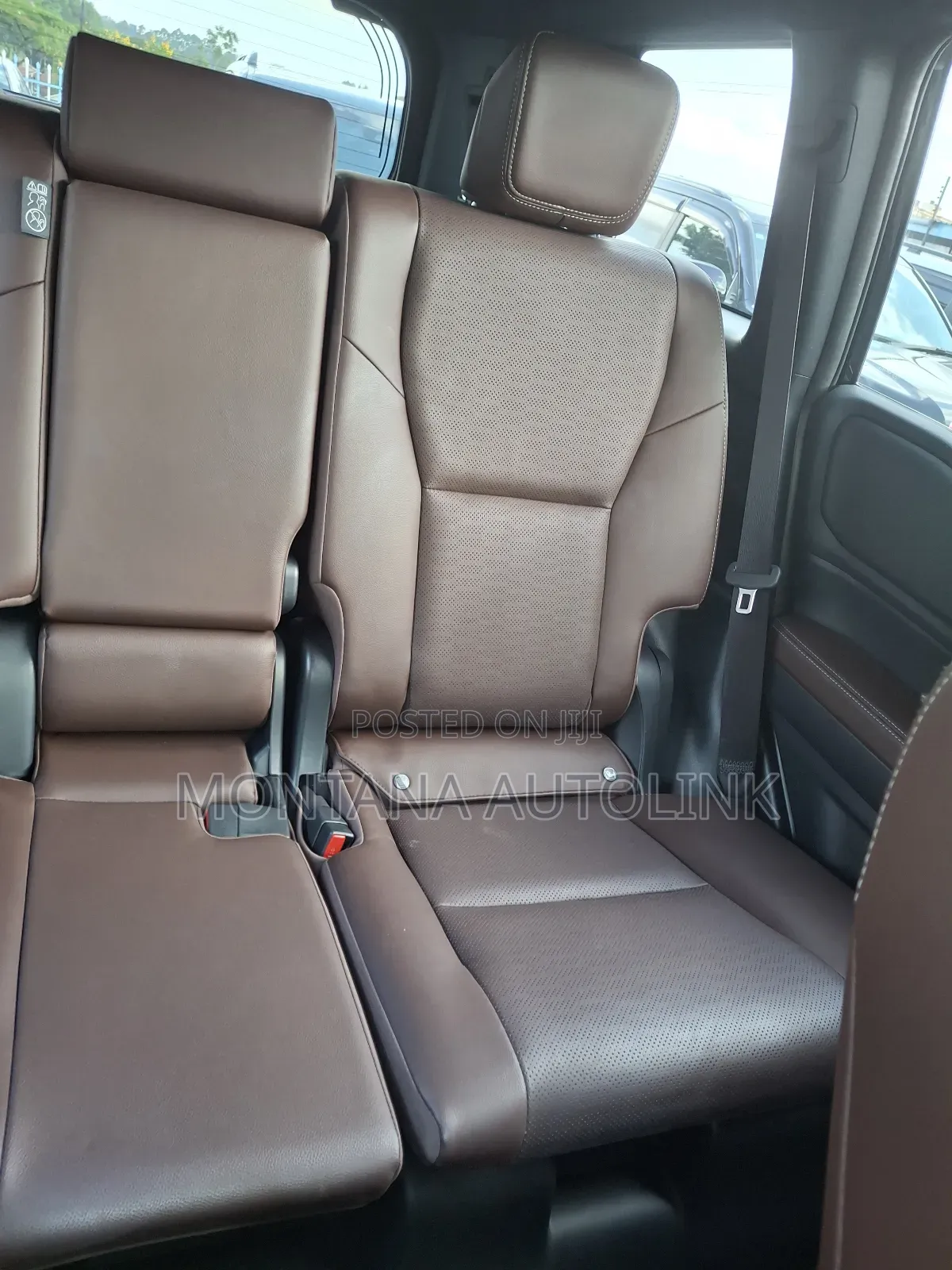 Toyota Land Cruiser LC250 2024 Black