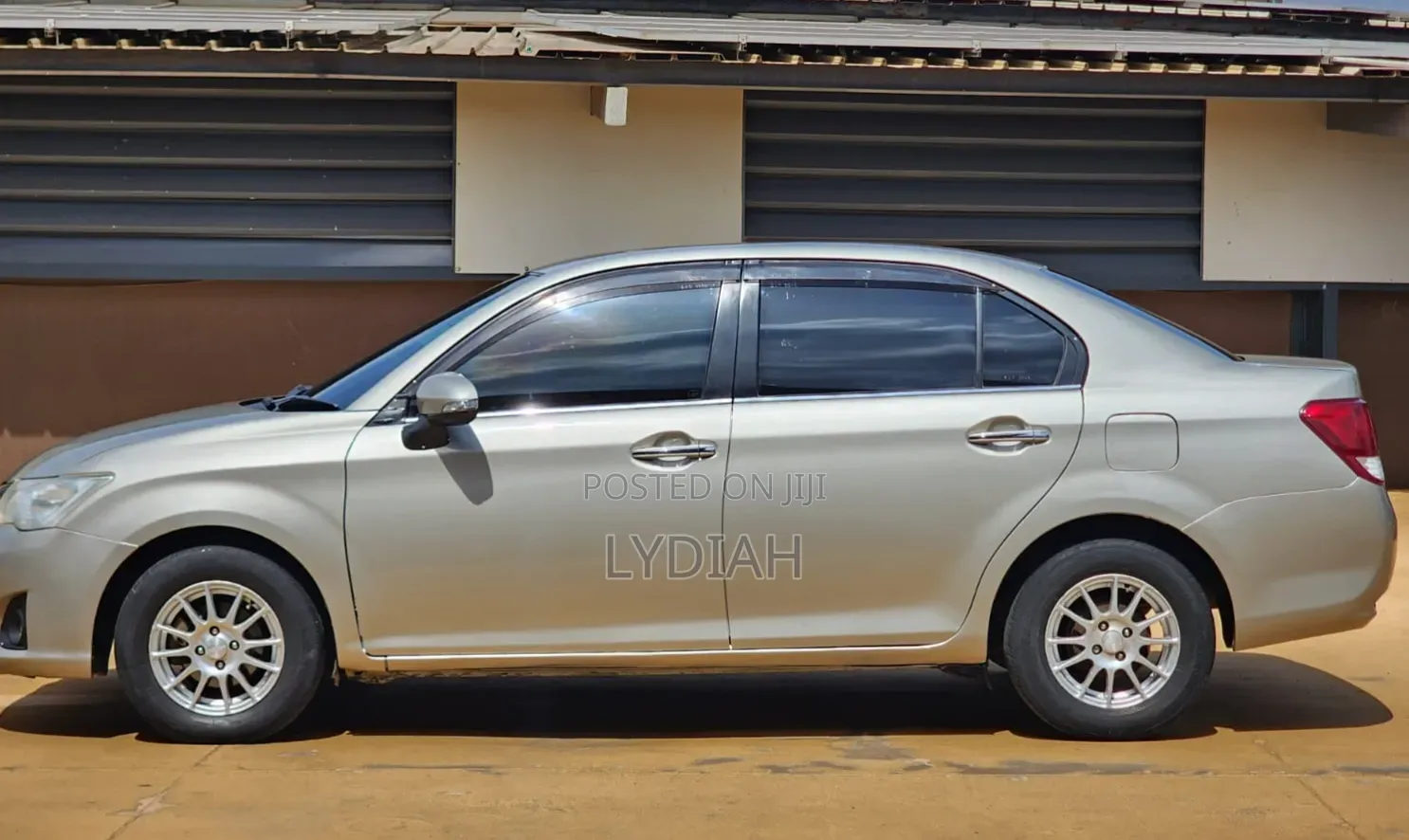 Toyota Axio 2012 Silver