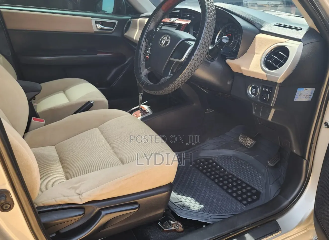 Toyota Axio 2012 Silver