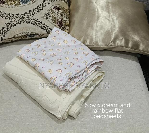 Thrifted Bedsheets - thumbnail 7