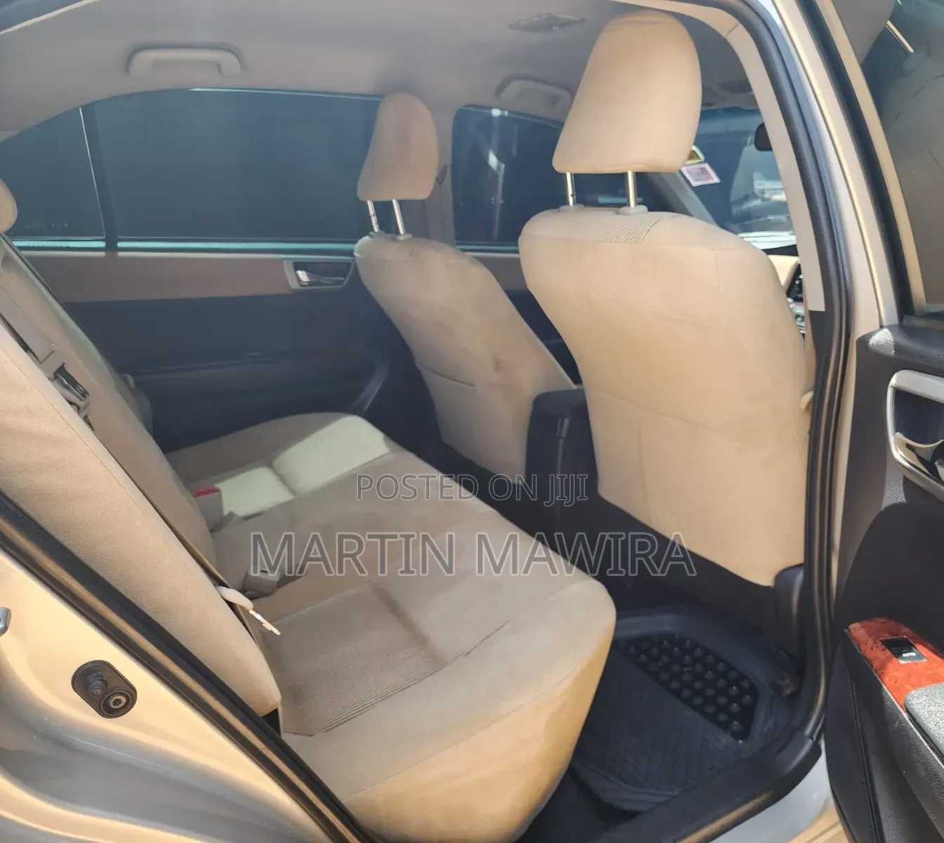 Toyota Axio 2012 Gold