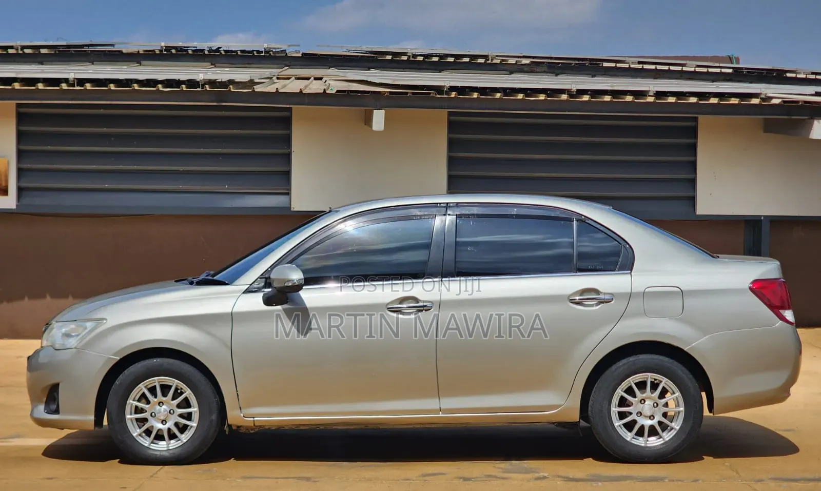 Toyota Axio 2012 Gold
